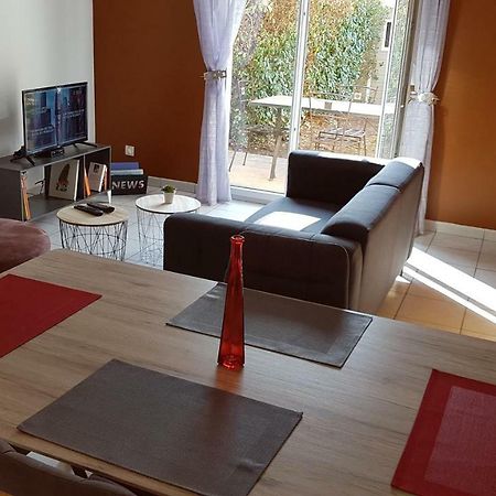 Appartement T3 A Belley Au Calme Avec Jardin Privatif Exterior photo